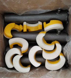 Liebherr Schaufelzahn-Schutzschaumstopfen-Anschlag 11110182